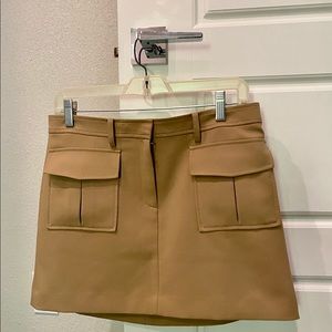 Theory beige skirt